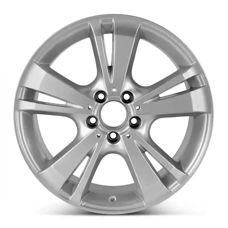 18-Inch Mercedes E300 Wheel Replacement Silver Replica Rim 85258 1