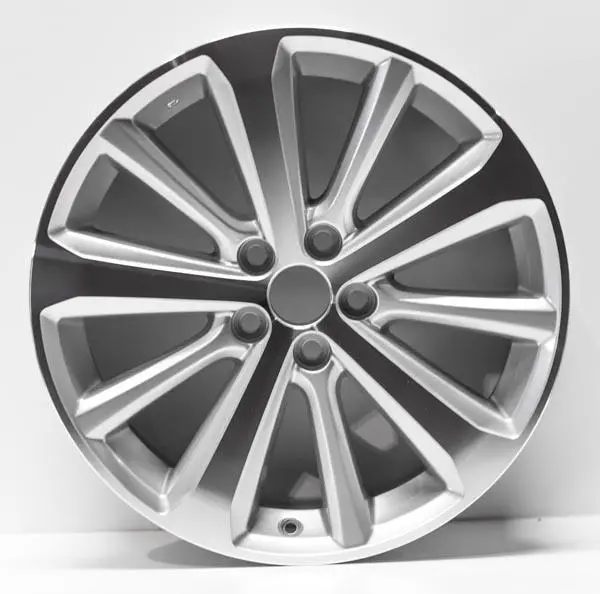 19-Inch Toyota Highlander Wheel Replacement 2008-2013 Replica Rim 69548 1