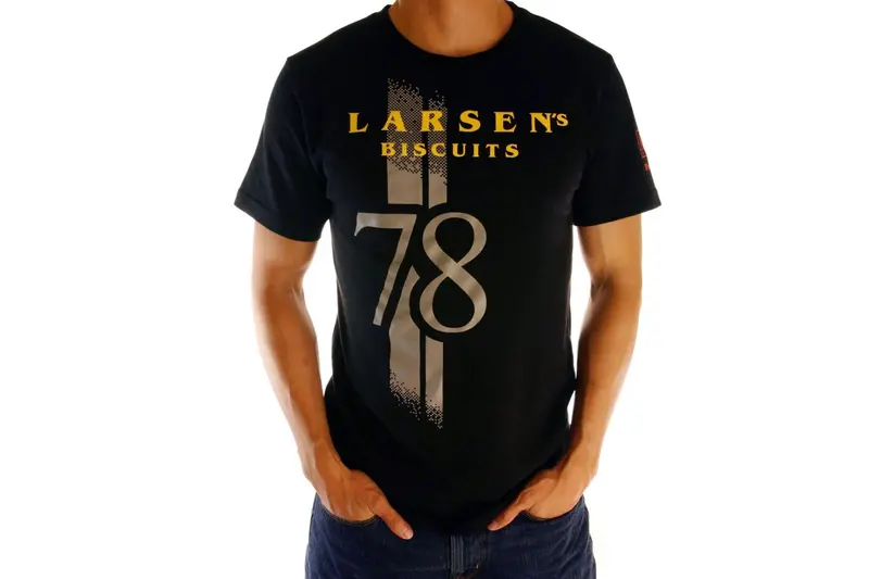 Larsen's Biscuits (Black) 1